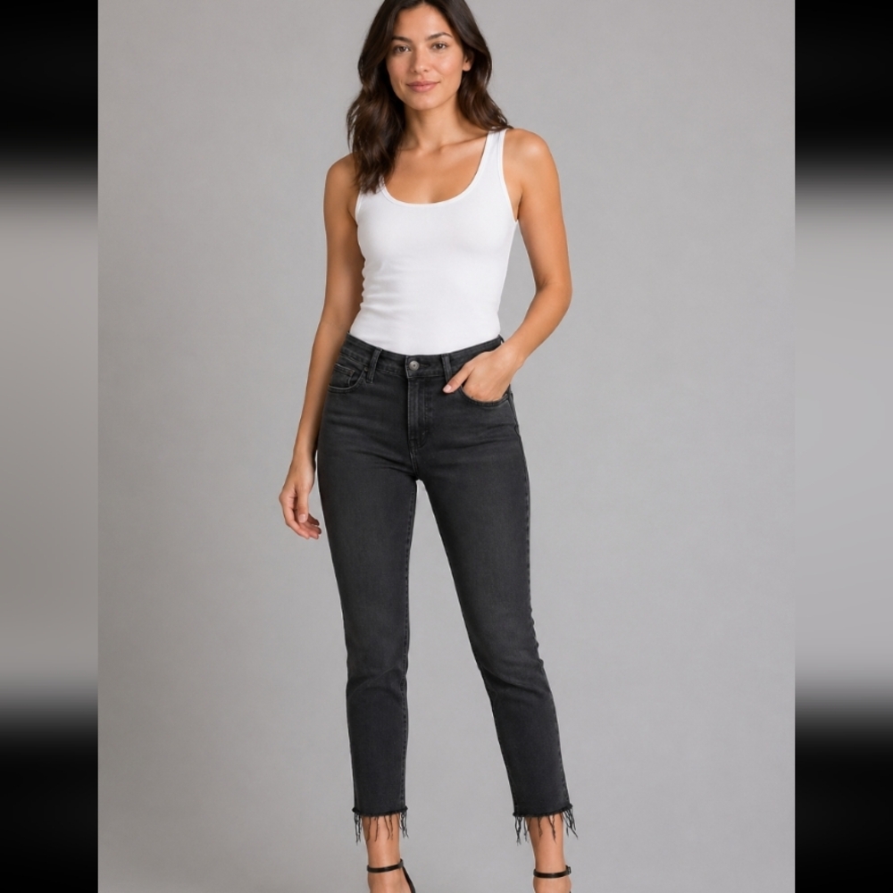 FRAME Le Skinny De Jeanne Crop Frayed Hem 27